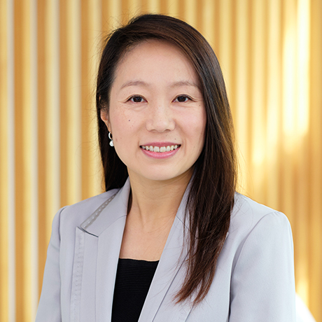 Dr Catherine Han